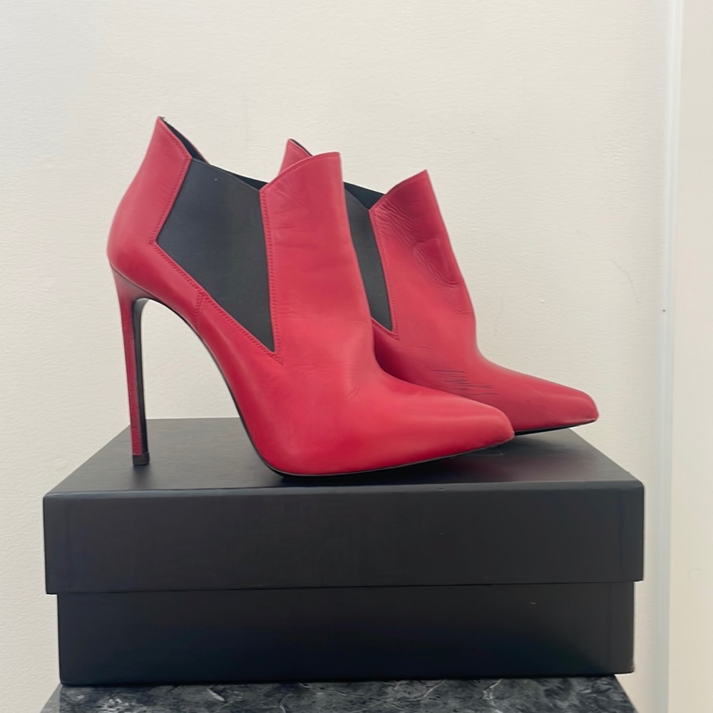 Saint Laurent Heel Bootie Red 38